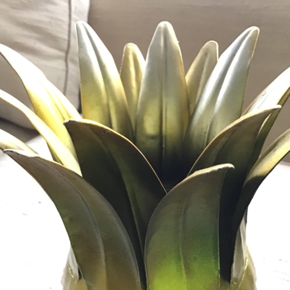 DECORATIVE AMBER GLASS AND BRASS COLOR METAL PINEAPPLE - Picture 6 of 8